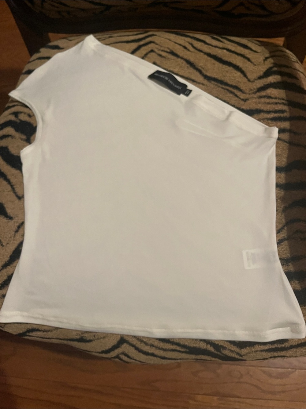 🔥Brandon Maxwell White One-Shoulder Top - Size Medium